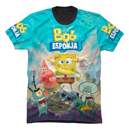 Detalle en alta definición del estampado de los personajes de Bob Esponja sobre tela negra de algodón premium