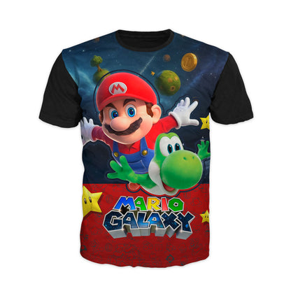 Primer plano del estampado de alta definición de Mario con efectos galácticos sobre tela premium de La Camiseta.